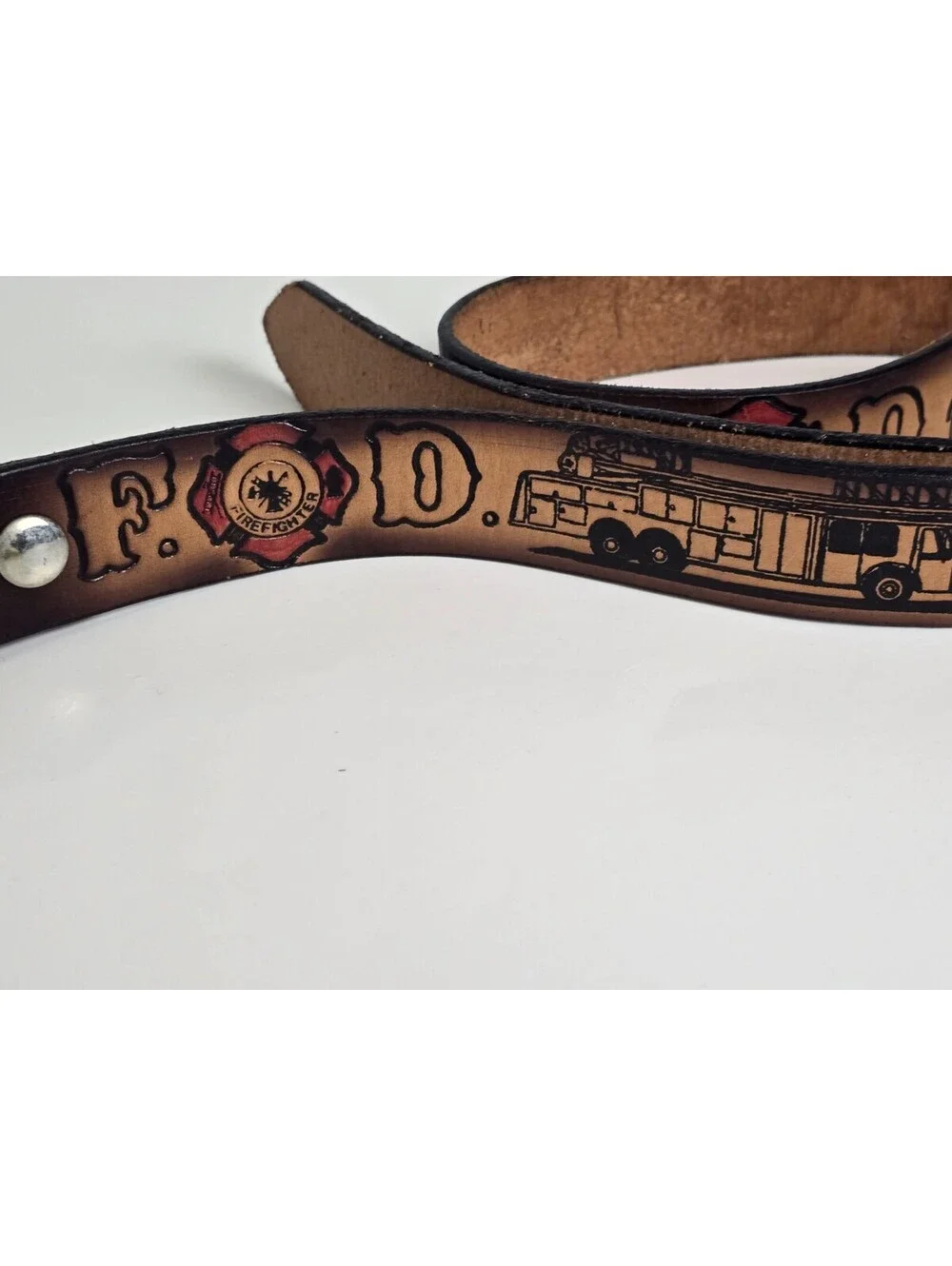 FIRE DEPT RESCUE VOLUNTEER HOOK LADDER EMBOSSED COWHIDE LEATHER BELT MADE USA
